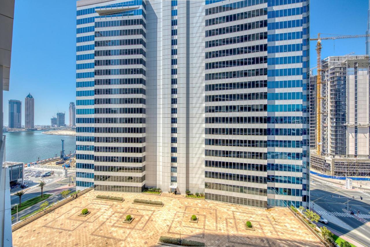 Maison Privee - Luxury, Spacious, Modern Near Burj Khalifa And Dubai Canal Екстер'єр фото