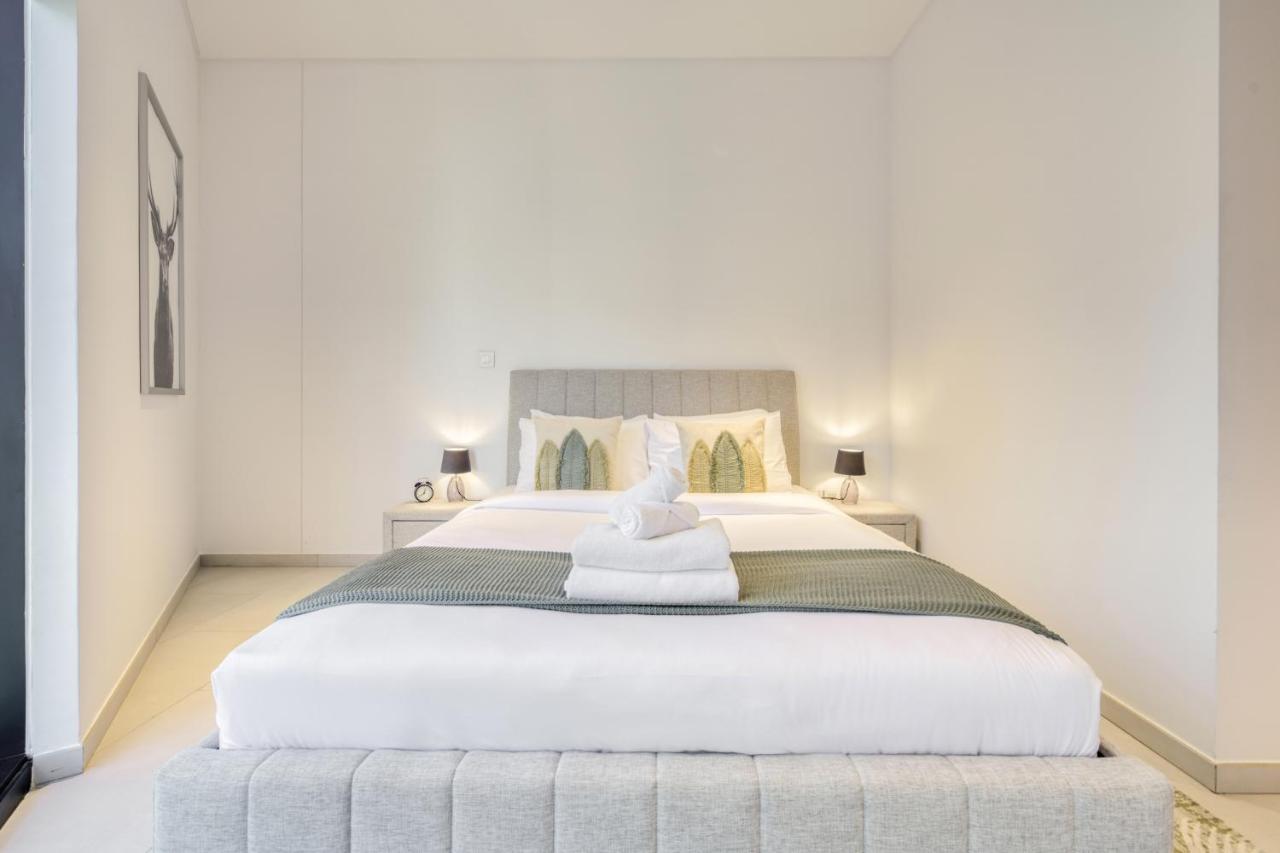 Maison Privee - Luxury, Spacious, Modern Near Burj Khalifa And Dubai Canal Екстер'єр фото