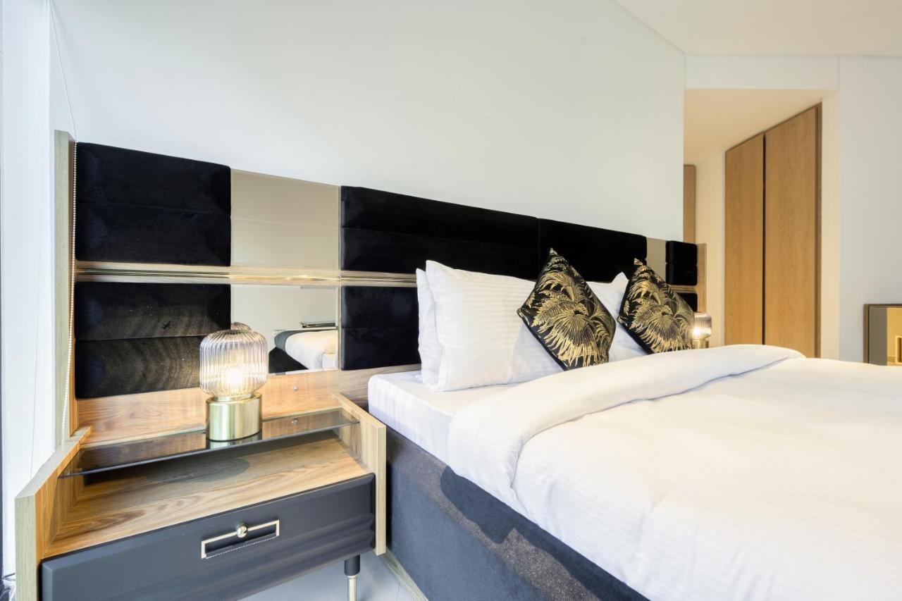 Maison Privee - Luxury, Spacious, Modern Near Burj Khalifa And Dubai Canal Екстер'єр фото